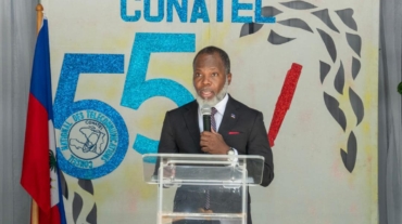 Cet événement marquant a été l'occasion pour le Conseiller-Président Frinel Joseph de souligner le rôle crucial des technologies de l'information et de la communication (TIC) dans le développement du pays.