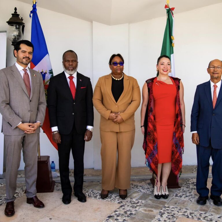 Le lundi 16 septembre 2024, le Conseil Présidentiel de Transition (CPT) a pris part à la célébration du 214e anniversaire de l'indépendance du Mexique, organisée à l'hôtel El Rancho.