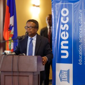 Soutien aux journalistes : le Conseiller-Président Fritz Alphonse Jean participe au lancement d’un programme psychosocial