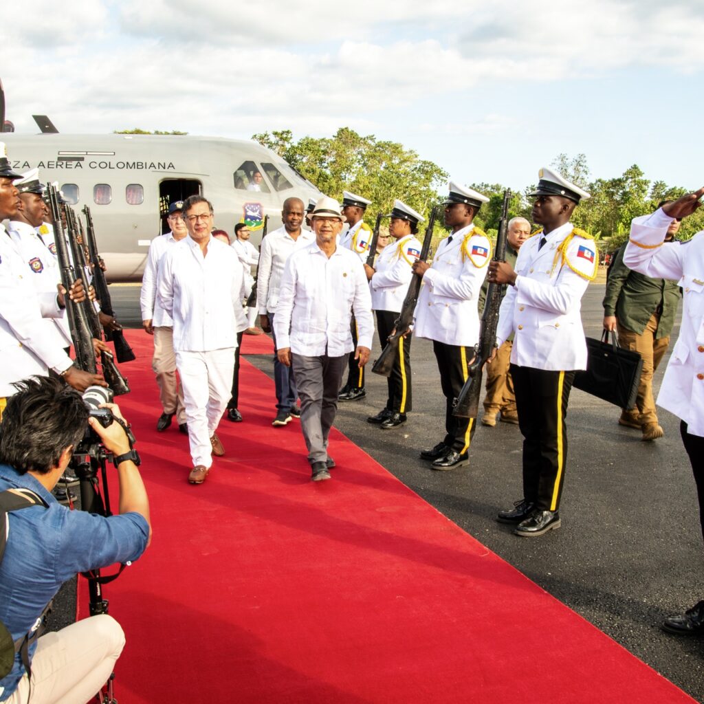 Visite officielle du Président colombien Gustavo Petro en Haïti : Jacmel au cœur des échanges historiques